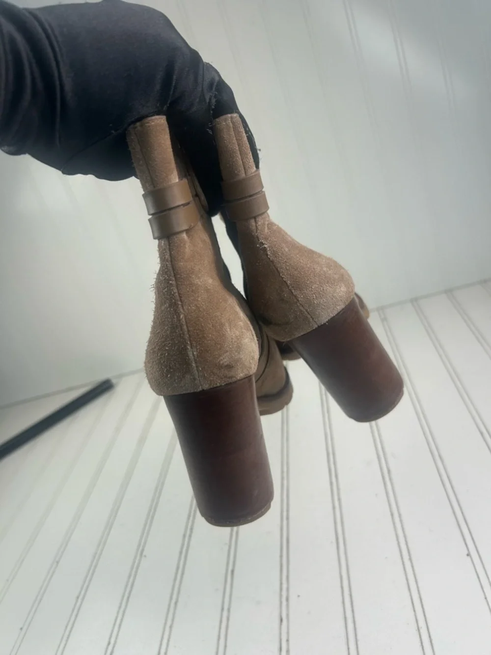 Tory Burch Brown Leigh Suede Lug Sole Booties Women’s Size 7 $400
